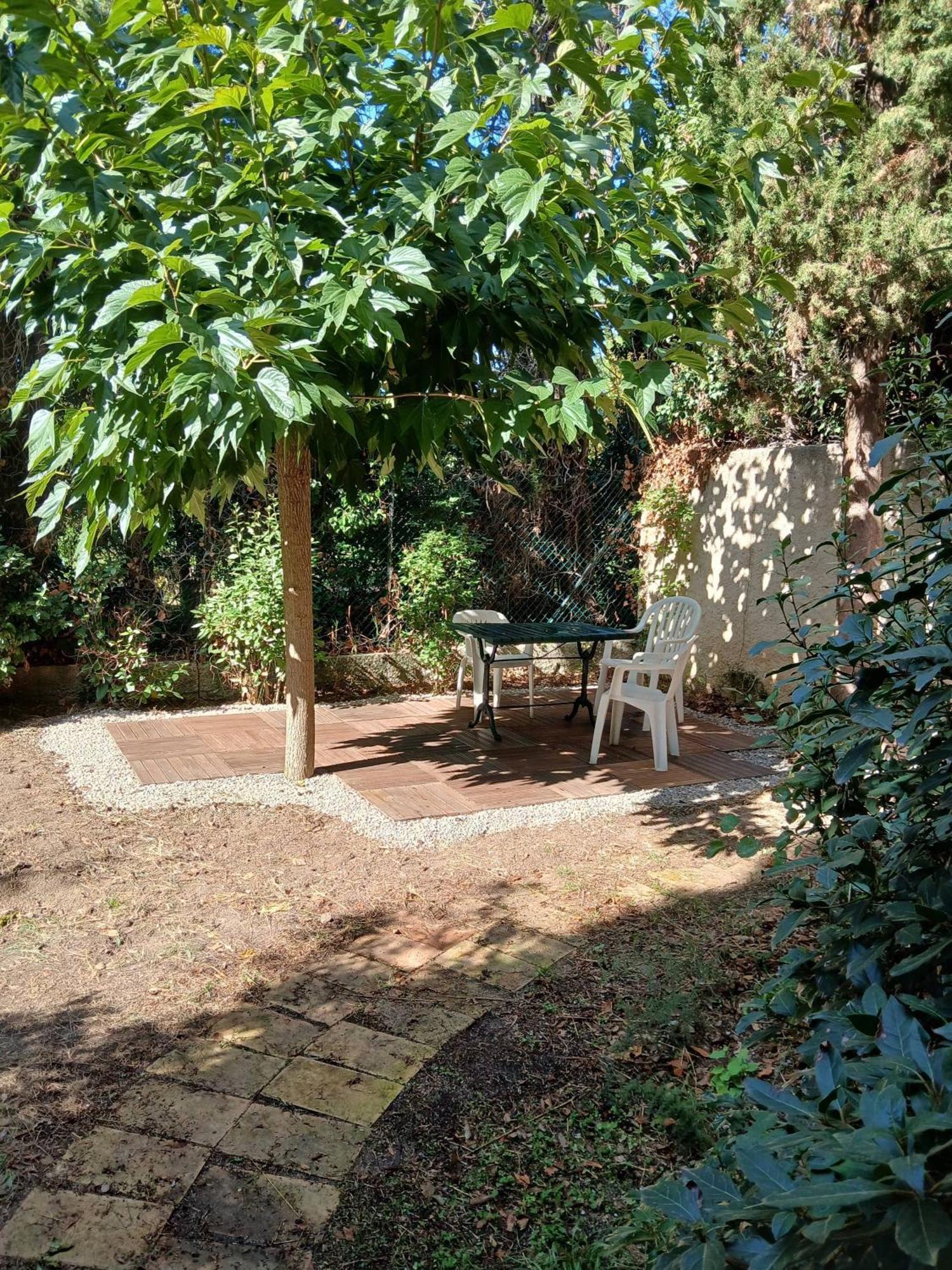 Maison Vigneronne 8P / Jardin / Parking Gigean Luaran gambar
